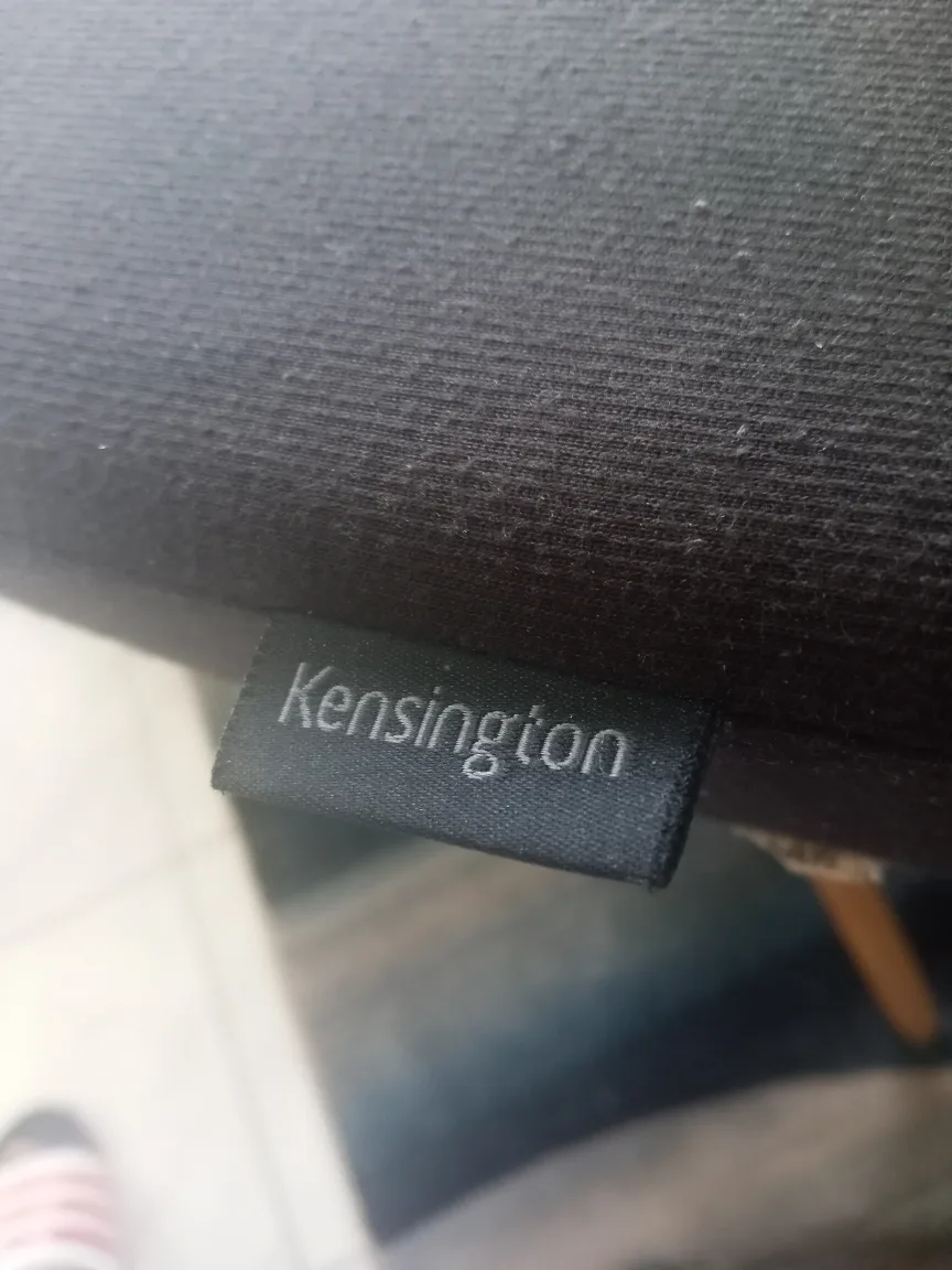 Kensington Ergonomic Memory Foam Seat Rest image indicator(4)