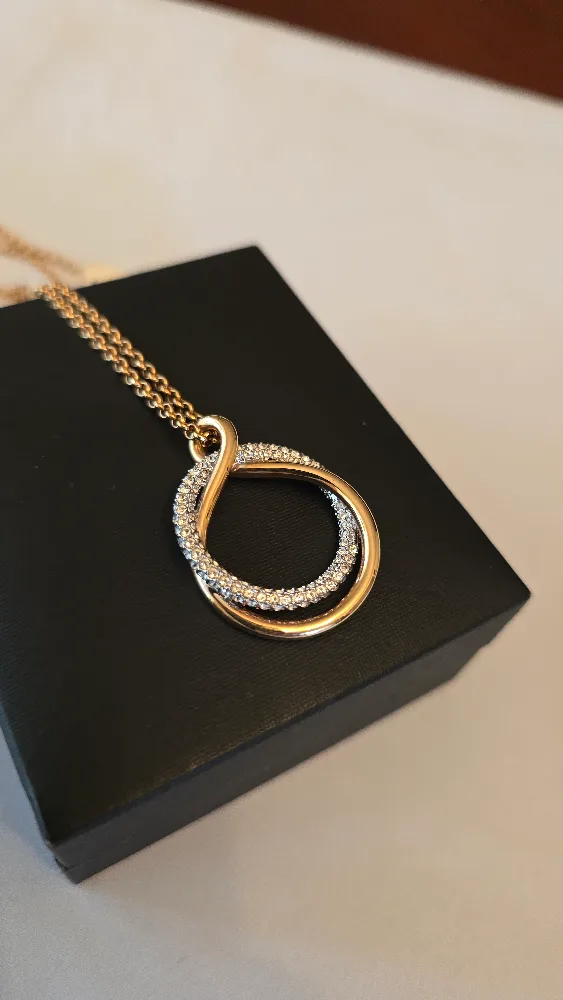 Swarovski Rose Gold Pendant Necklace thumbnail