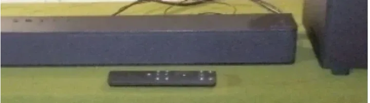 Vizio 2.1 Home Theater Sound Bar with Subwoofer and Remote thumbnail