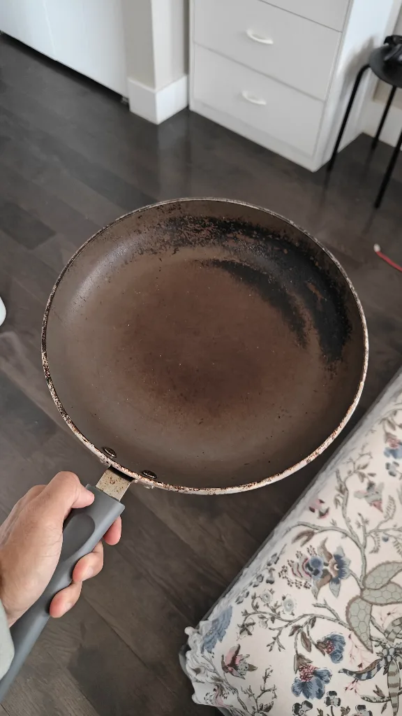 Used Frying Pan #freecycle thumbnail
