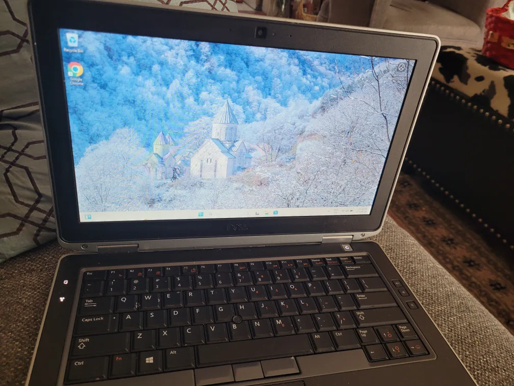 DELL LATITUDE I7 WIN 11 NEW BATTERY thumbnail