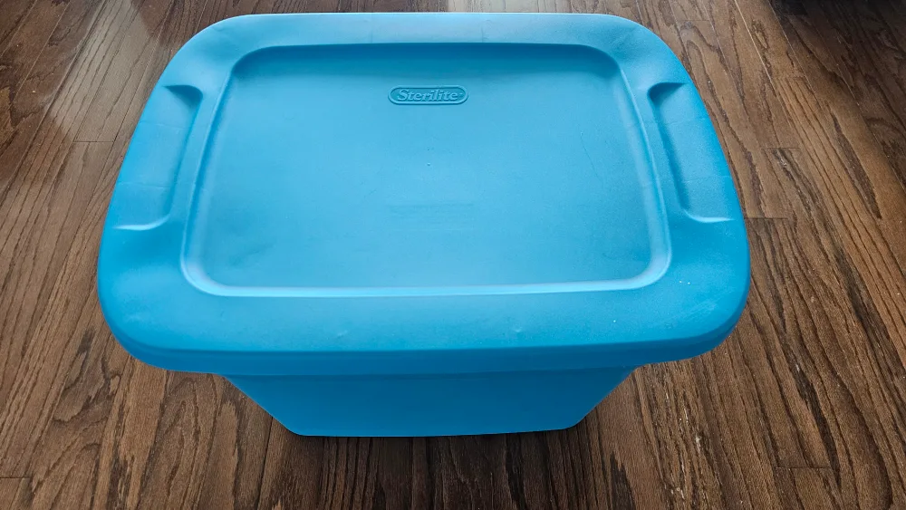 Sterilite 18 Gal/68 L Blue Storage Box thumbnail