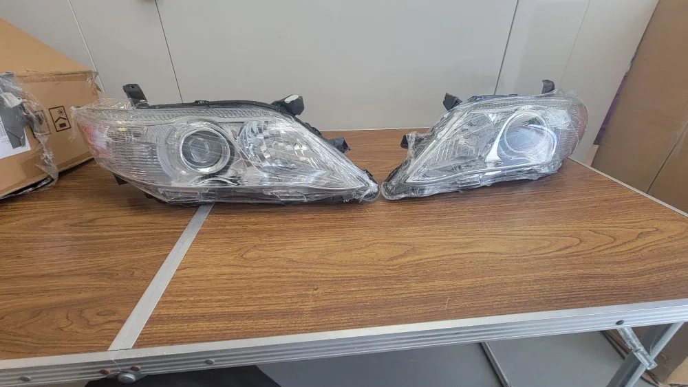 Toyota Camry 2010-2011 Headlights - Pair, New image indicator(2)