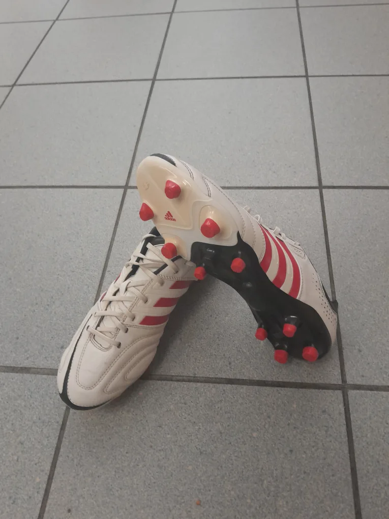 Adidas F10 TRX FG Soccer Cleats 11Pro Size 9 thumbnail