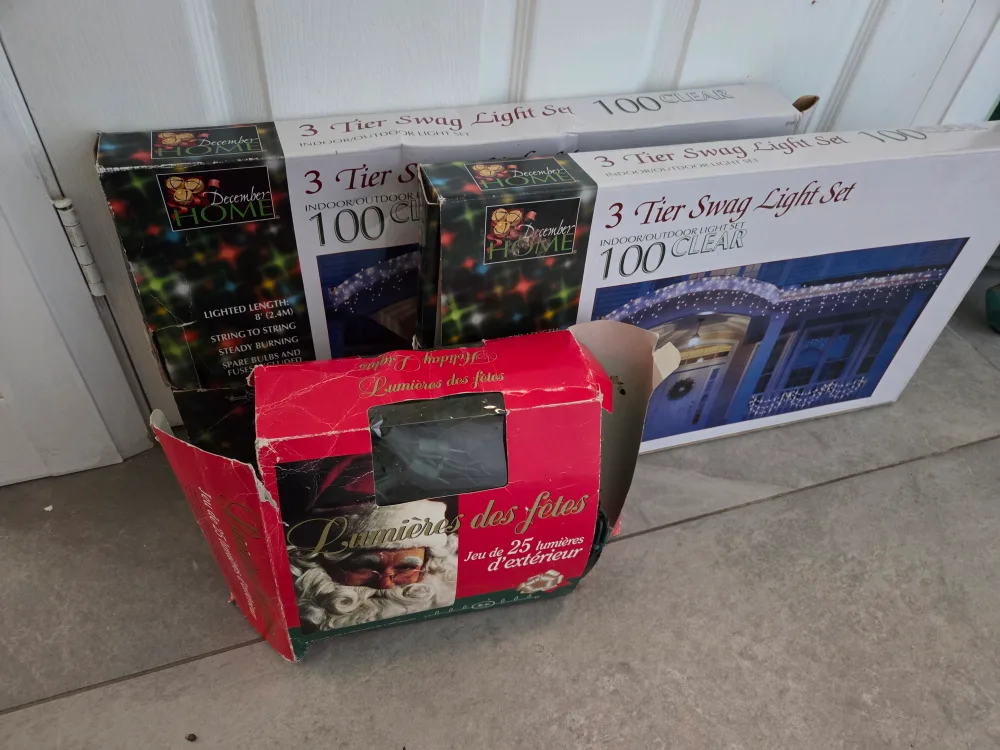 December Home 3 Tier Swag Light Set thumbnail
