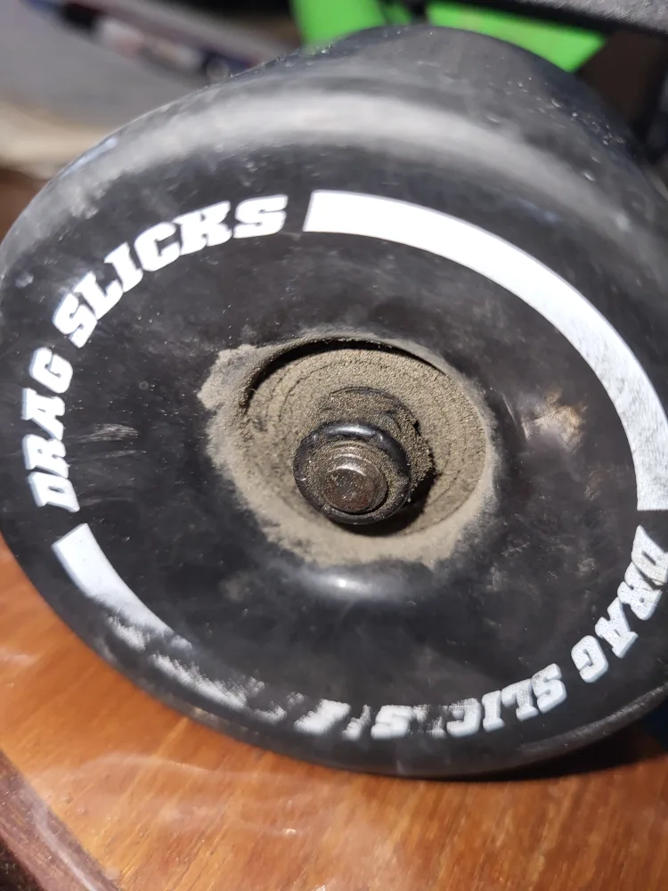 Longboard Vandal with Drag Slicks image indicator(4)