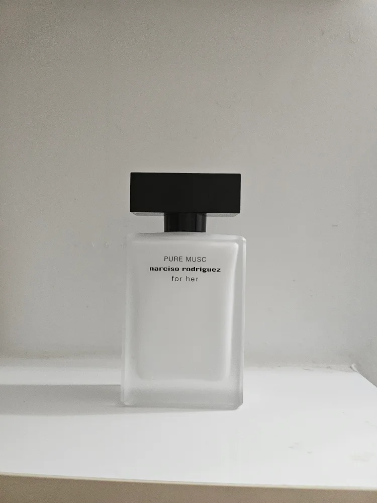 Narciso Rodriguez Pure Musc for Her 50ml - 80% left thumbnail