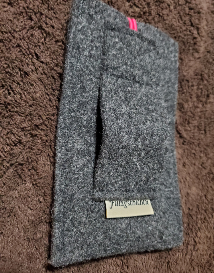 Embroidered Felt Phone Case (6.75" x 4") - photo 3