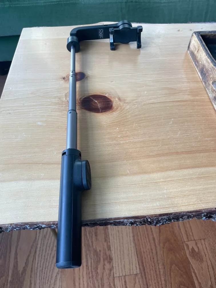 Phone Selfie Stick Tripod - Black thumbnail
