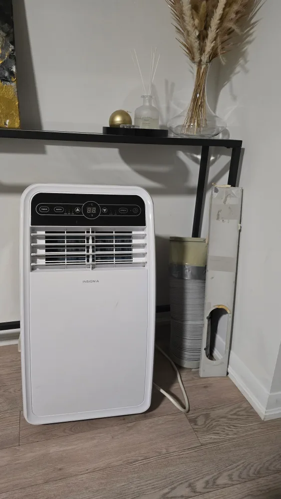 Insignia Portable Air Conditioner thumbnail