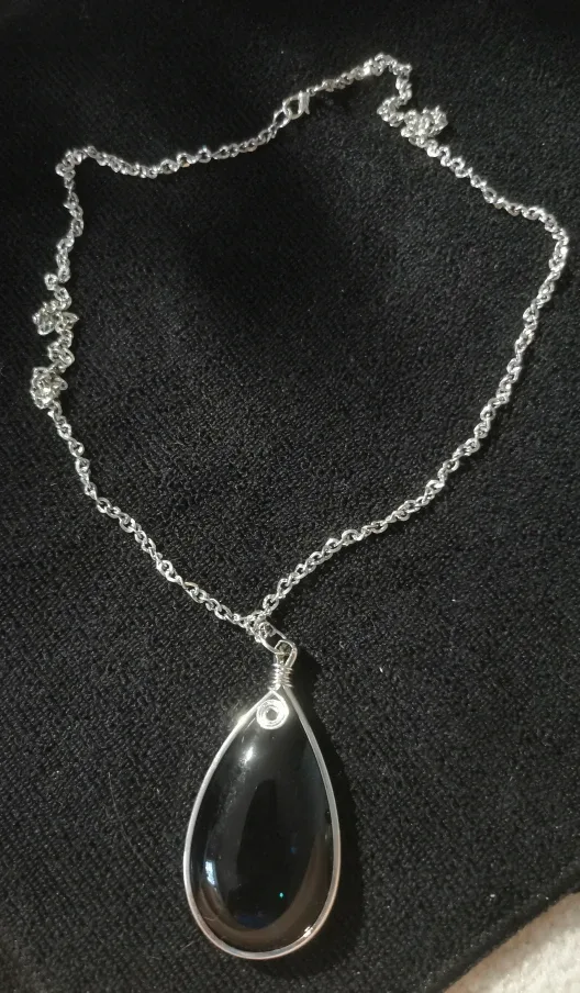 Black Teardrop Pendant Necklace thumbnail