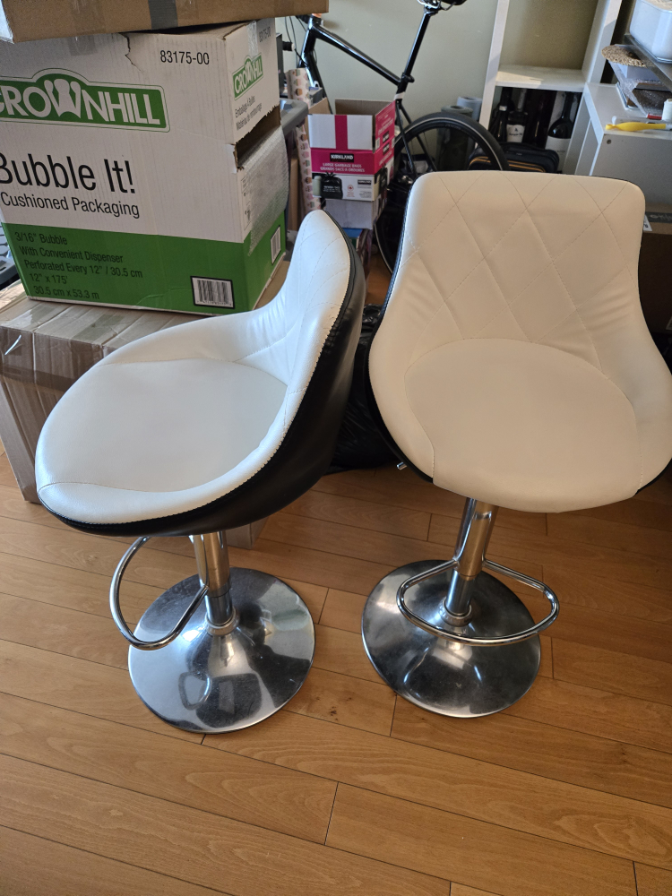 Set of 2 Swivel Bar Stools - White & Black - photo 3