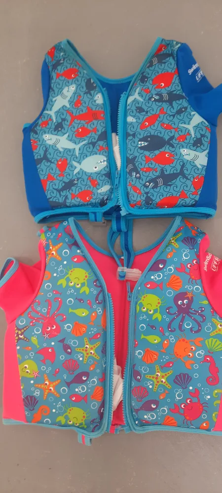 swimming jackets SPF50 thumbnail