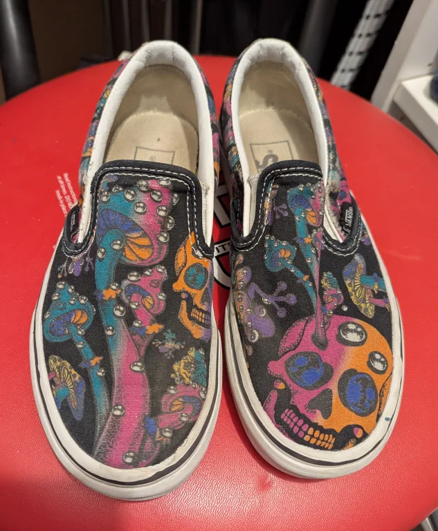Vans Slip-On Shoes, Size 6 ladies thumbnail