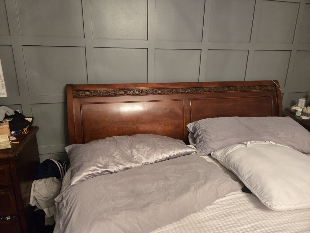 Ornate Wooden Bed Frame - photo 5