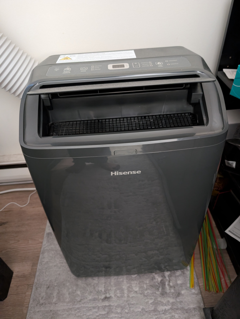Hisense Portable Air Conditioner - Like New! - photo 2