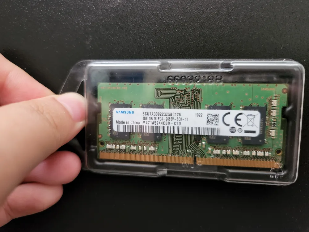 Samsung 4GB Ram (DDR4) thumbnail