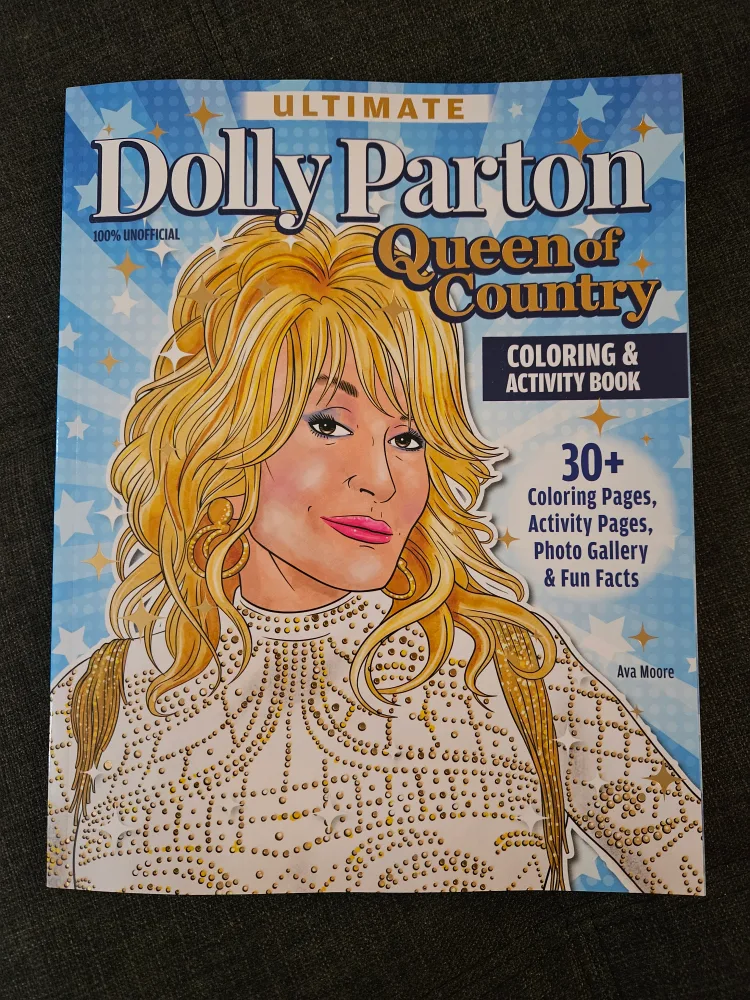 🇨🇦 Ultimate Dolly Parton Colouring & Activity Book thumbnail