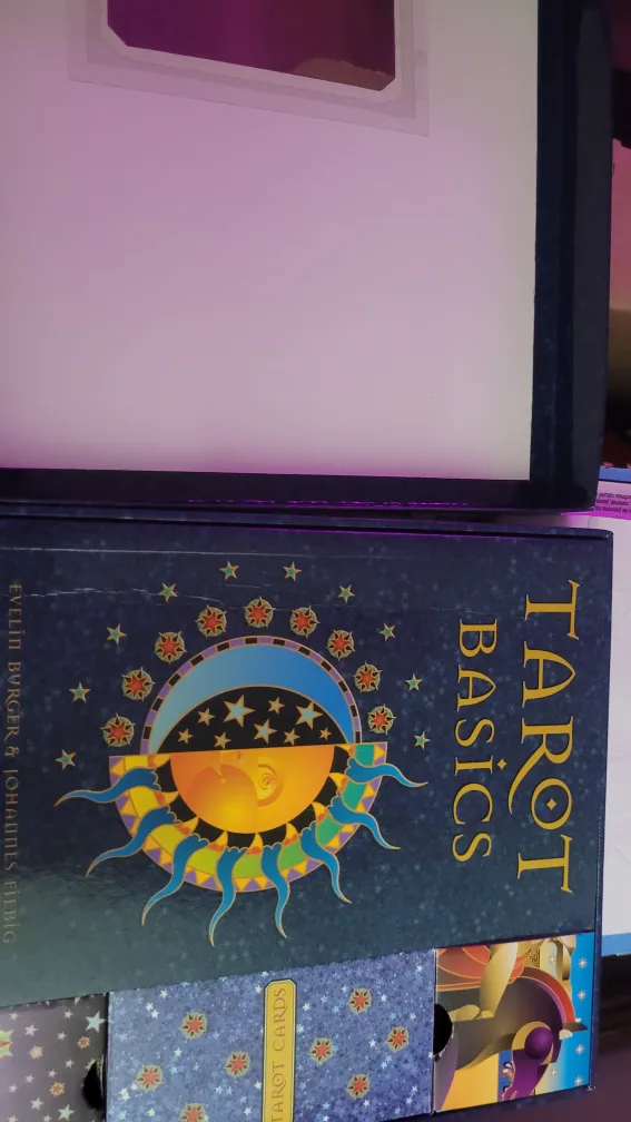 Tarot Basics Book & Gift Set image indicator(2)