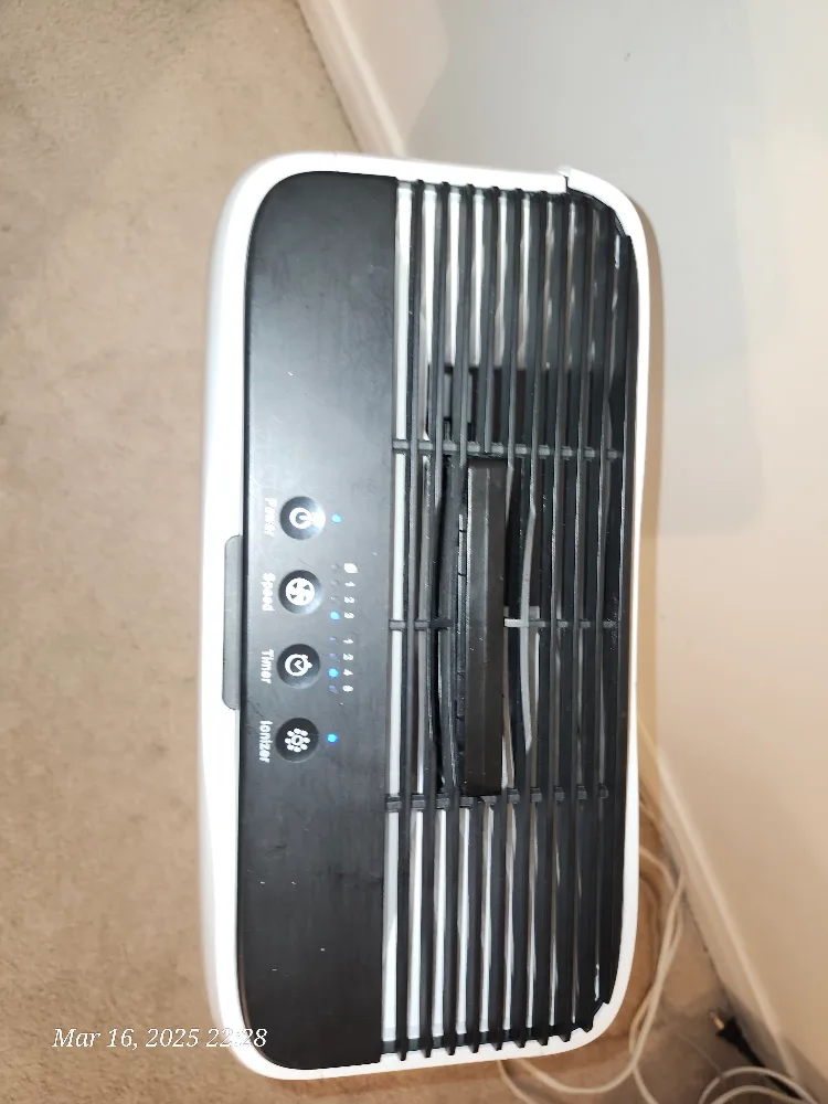 GermGuardian Air Purifier - Filters 151 sq ft image indicator(7)