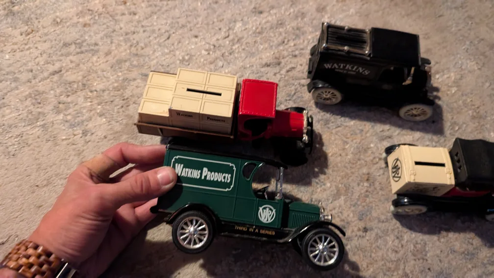 Watkins Diecast Coin Bank Truck Collection image indicator(3)