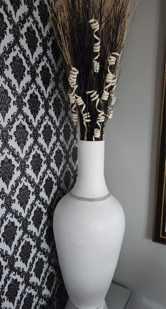 mirror table with vase - photo 5