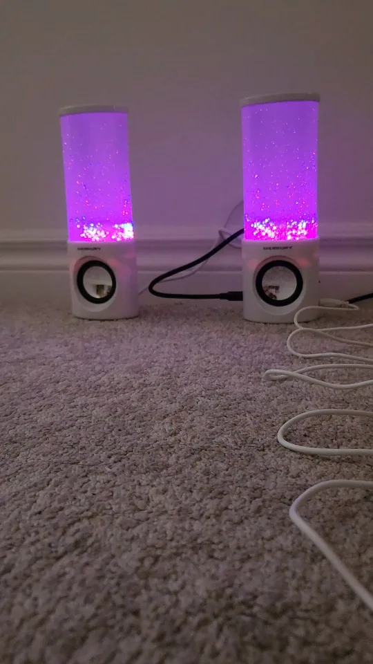 LED Colour Changing Wire Speaker thumbnail