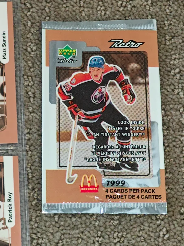 1999-2000 McDonalds Upper Deck Hockey Card Retro - 16 Cards image indicator(4)