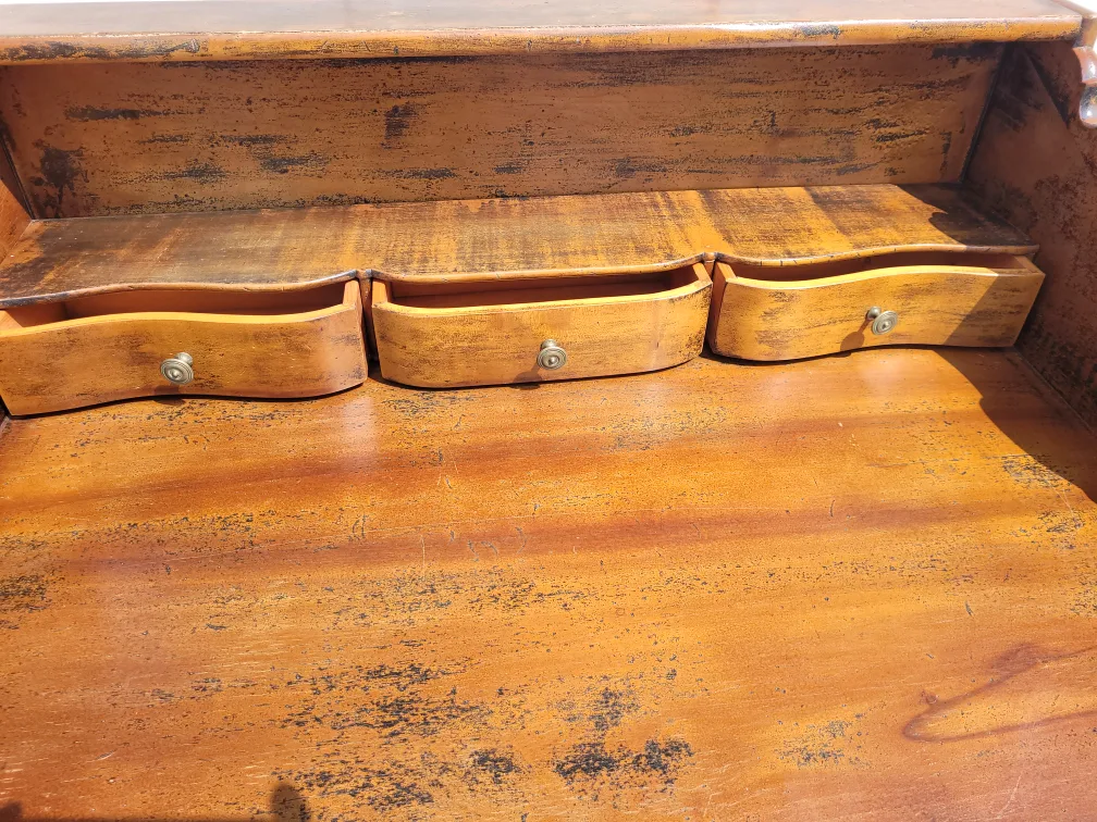 Vintage Wooden Writing Desk image indicator(4)