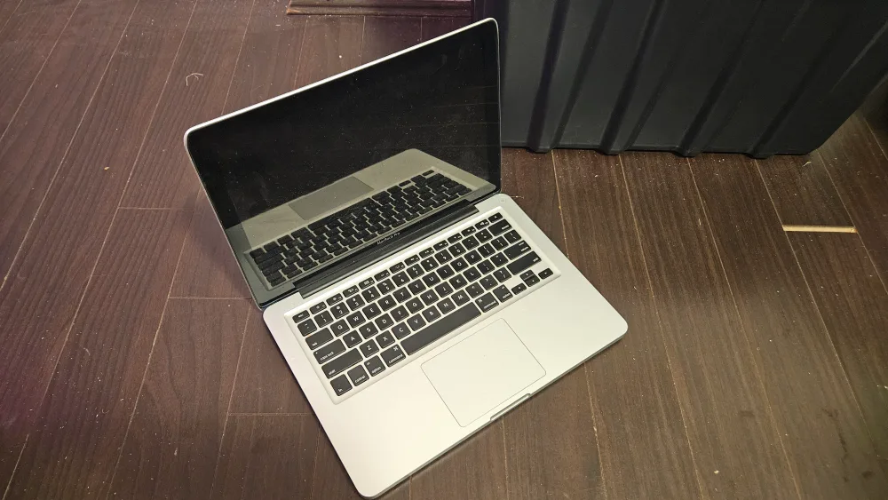 Apple Macbook Pro A1278 with no charger. thumbnail