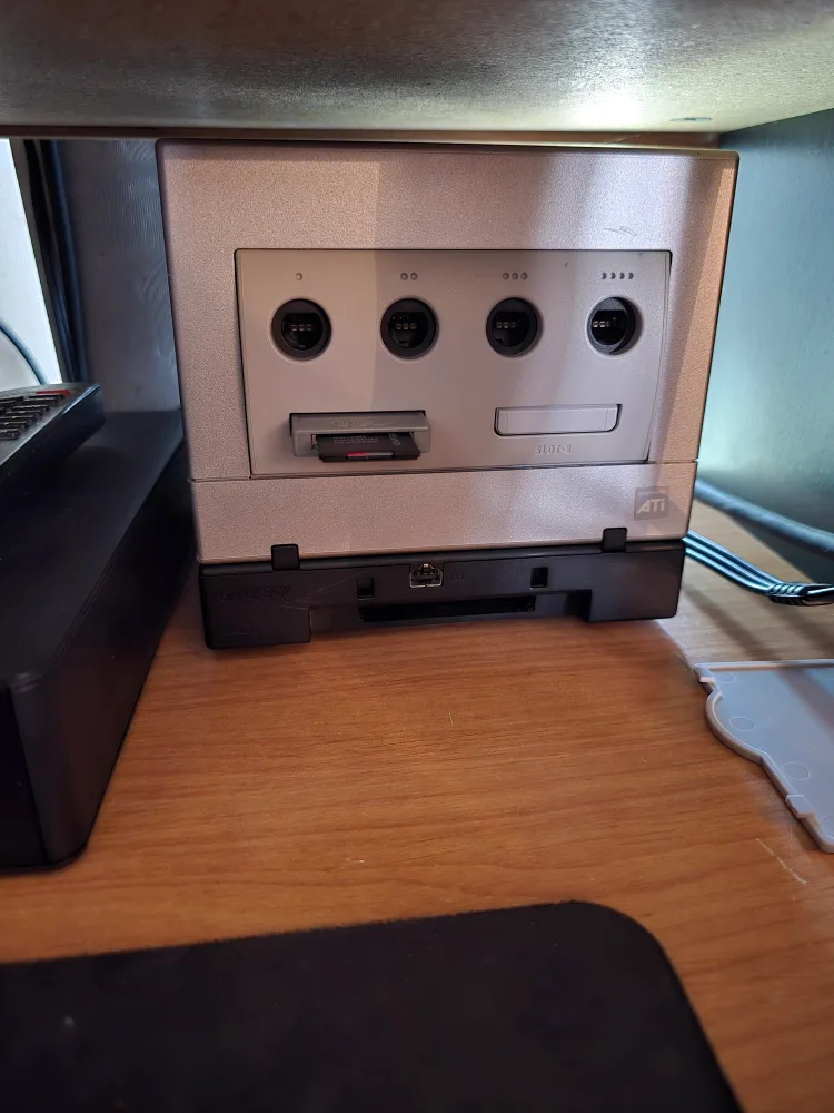 Moddded Gamecube with Gameboy player unlocked thumbnail