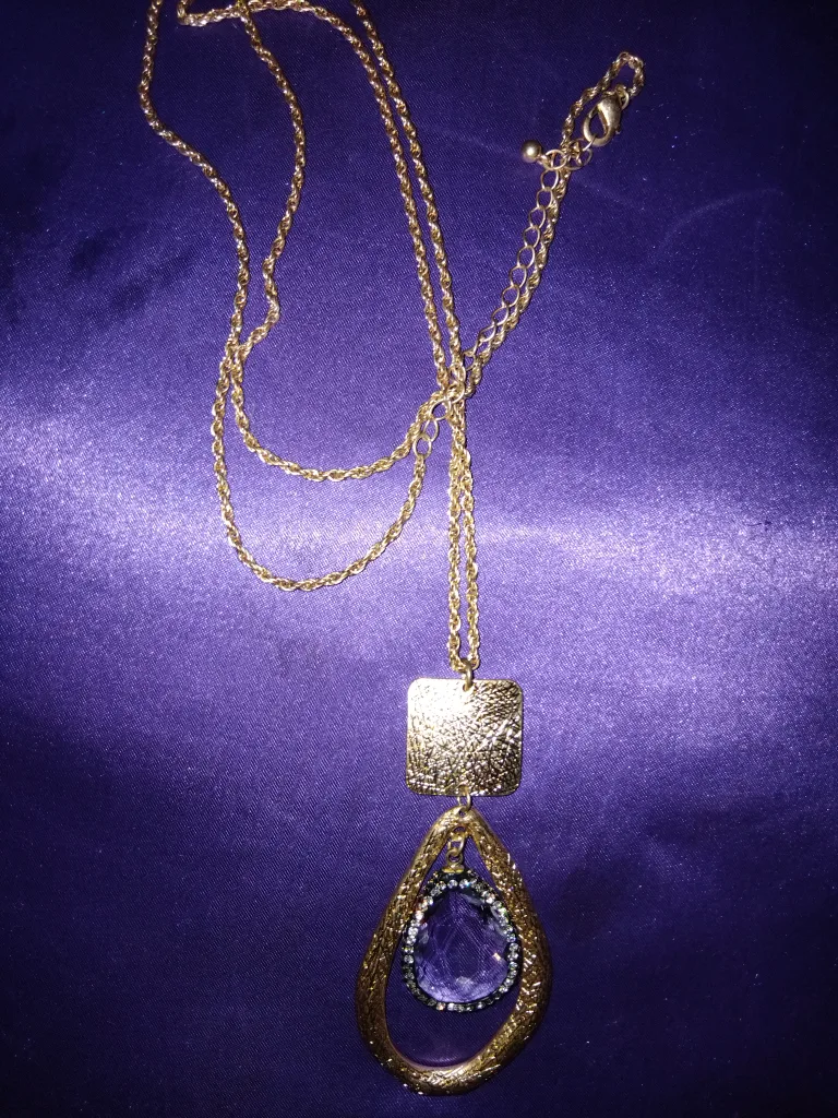 Gold Tone Fashion Necklace thumbnail