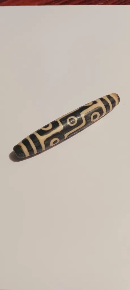 Large Tibetan Dzi Bead thumbnail
