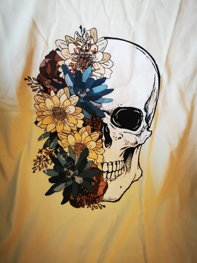 XL Skull Floral Graphic T-Shirt thumbnail