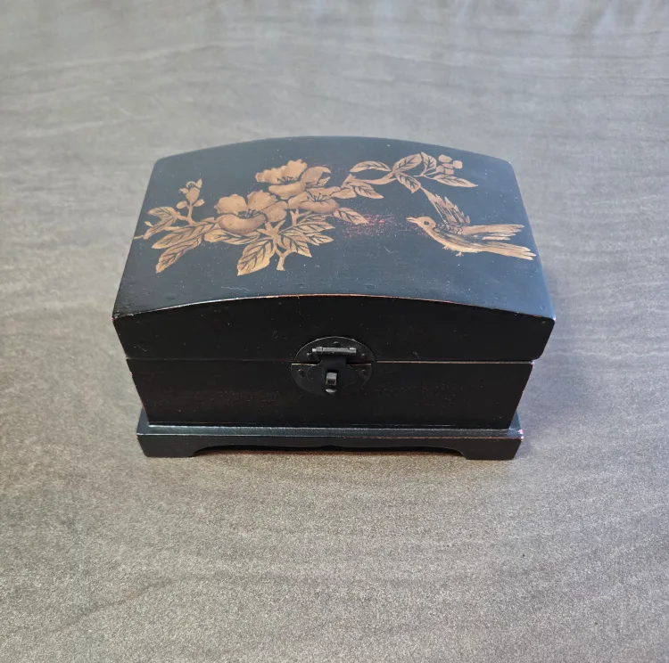Wooden Jewelry Box with Floral Design thumbnail