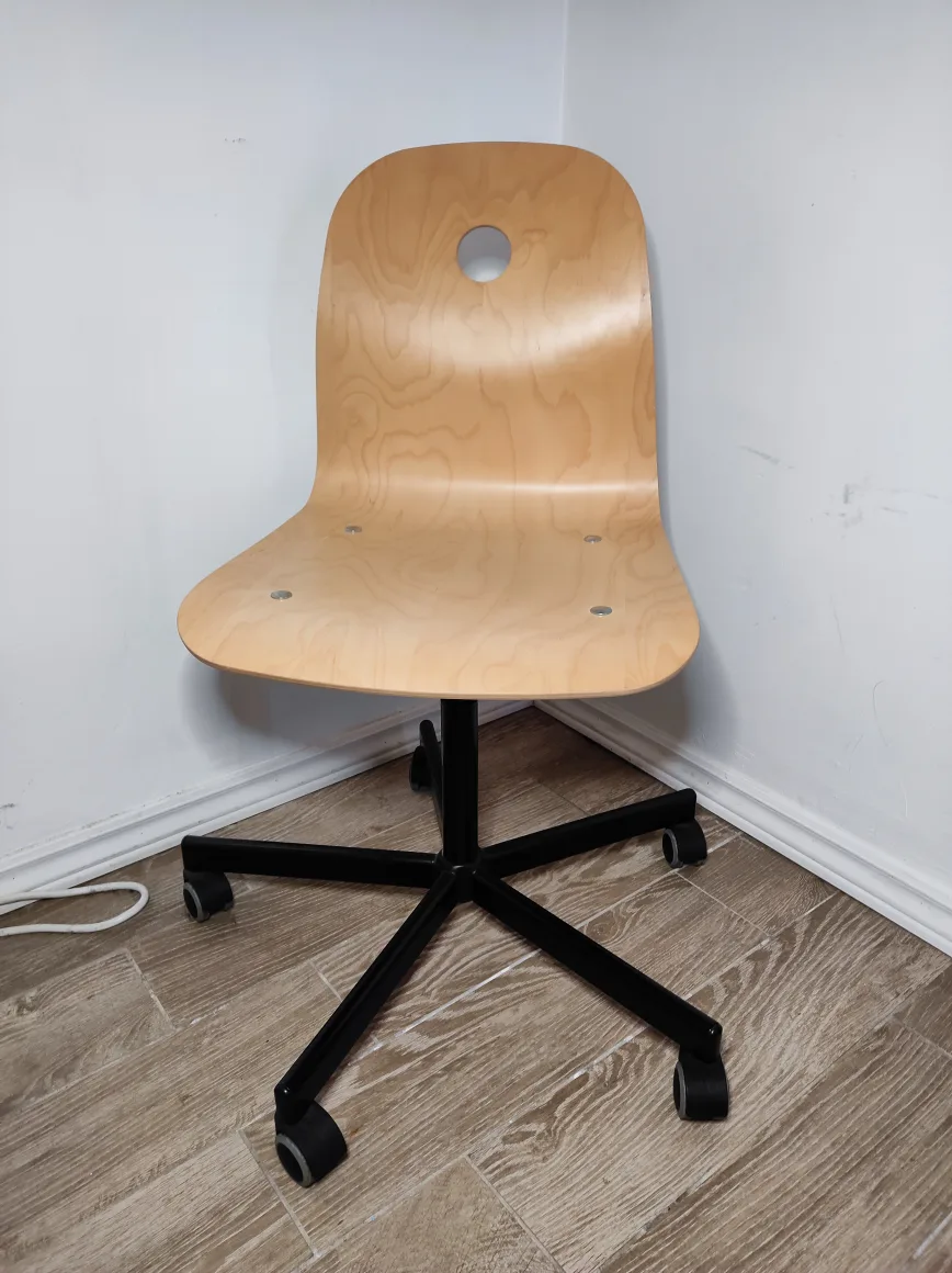 IKEA Sporren Swivel Chair - Great Condition! thumbnail
