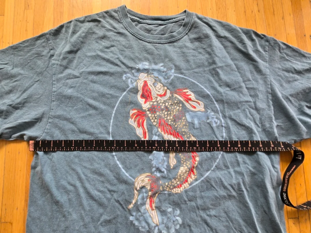 Urban Outfitters Koi Fish Graphic Tee - L/XL image indicator(3)