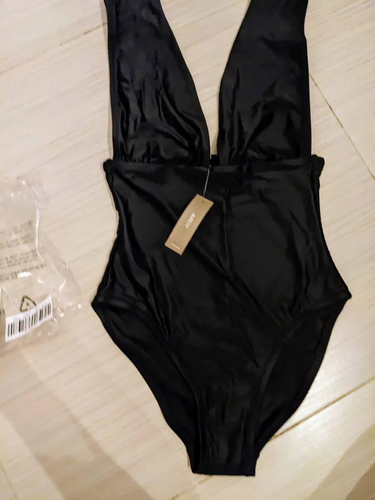 J.Crew Black Swimsuit XS 🧡 image indicator(3)