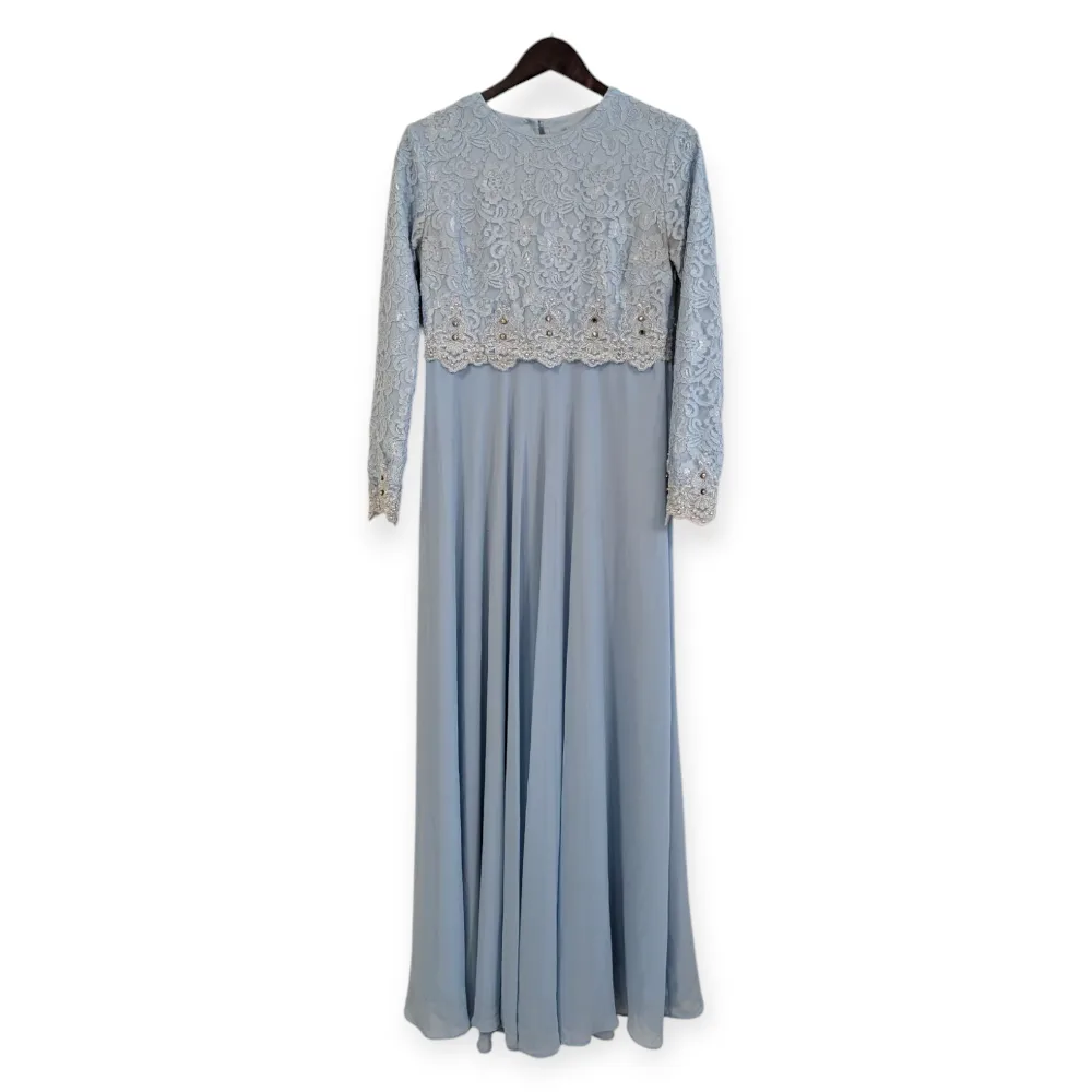 Blue Lace Long Sleeve Maxi Dress - Size 6US 🇨�🇦 thumbnail