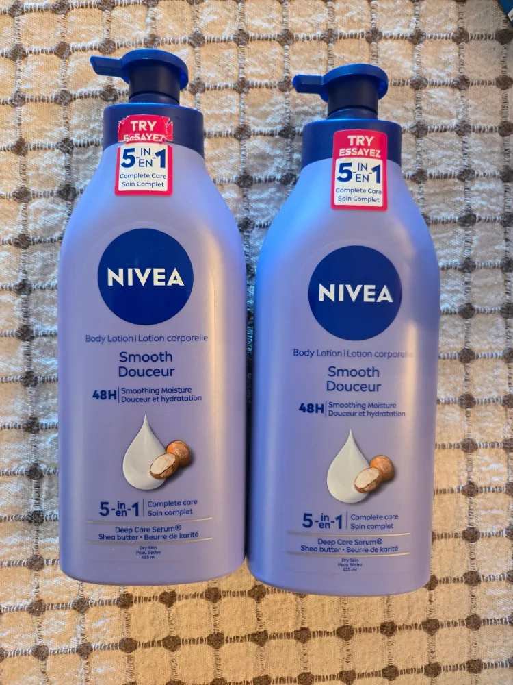 Nivea Smooth Douceur Body Lotion 625ml thumbnail