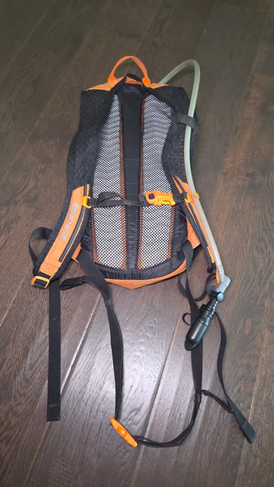Dakine Orange Hydration Pack image indicator(2)