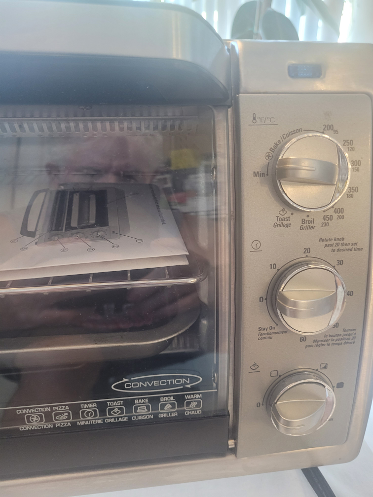 Black+Decker Convection Toaster Oven - photo 2