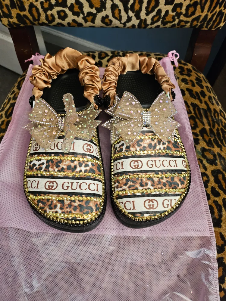Gucci Leopard Print Embellished Slides thumbnail
