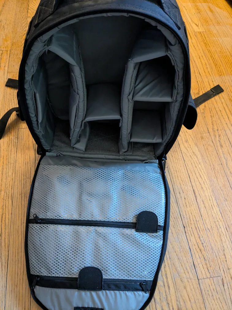 Lowepro Camera Backpack image indicator(2)
