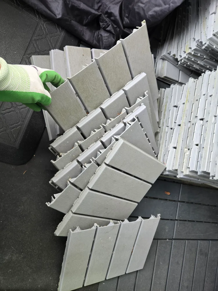 79 ikea runnen light grey tiles 1ft x 1ft image indicator(10)