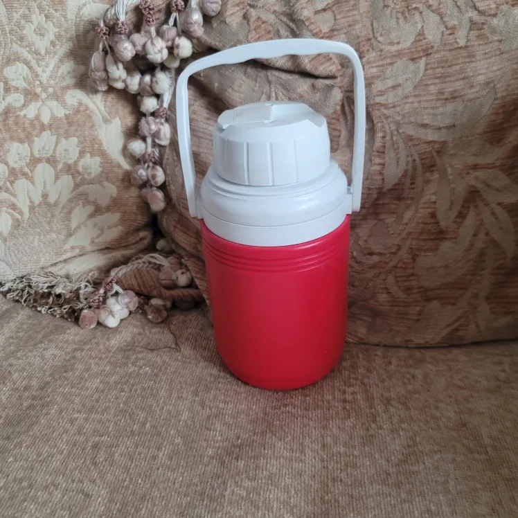 Beverage Jug thumbnail
