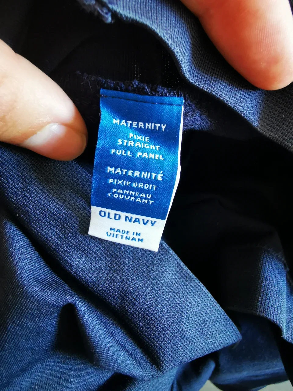 Old Navy Maternity Pixie Pants - Size 6 image indicator(3)