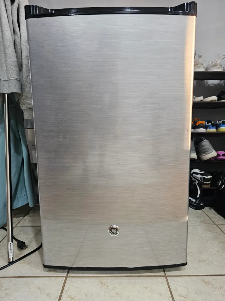 GE Compact Refrigerator - Silver thumbnail