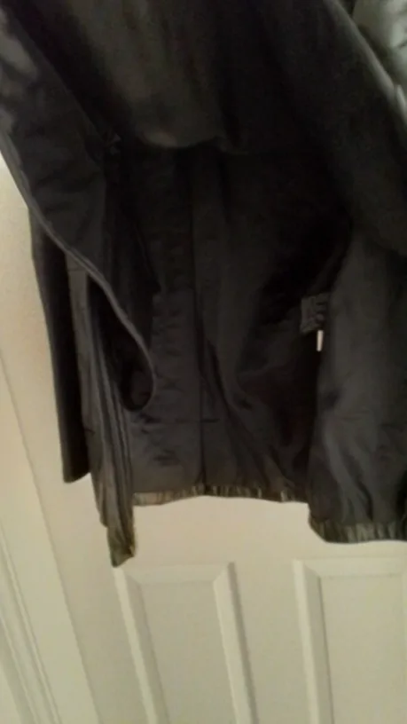 Danier Canada Black Leather Jacket Size 4-6 image indicator(6)