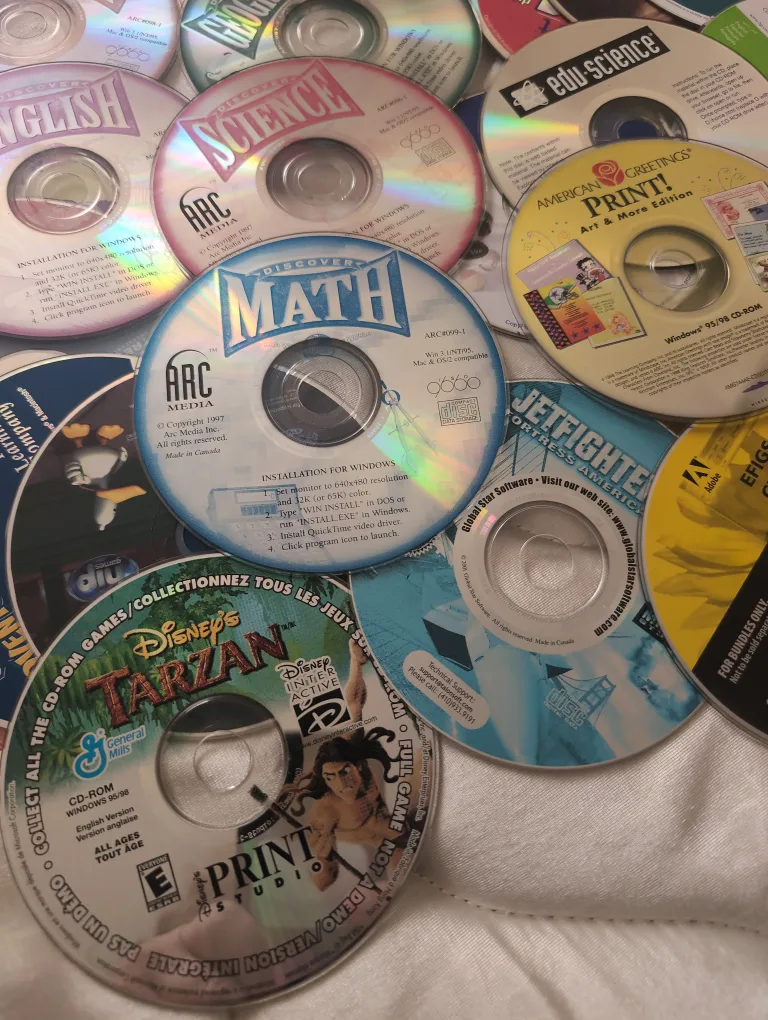 Vintage PC Game CD-ROM Collection image indicator(5)